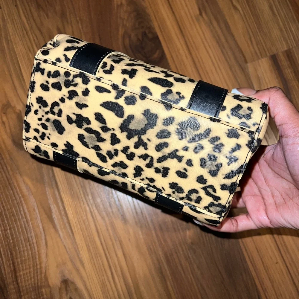 ASOS Leopard Print Purse - Picture 4 of 6